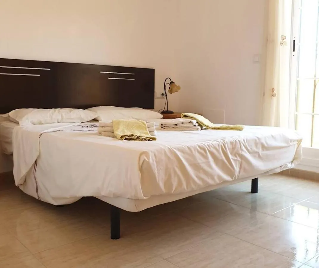 Сasa de vacaciones Lovely 3-Bed House in San Juan de los Terreros Villa España